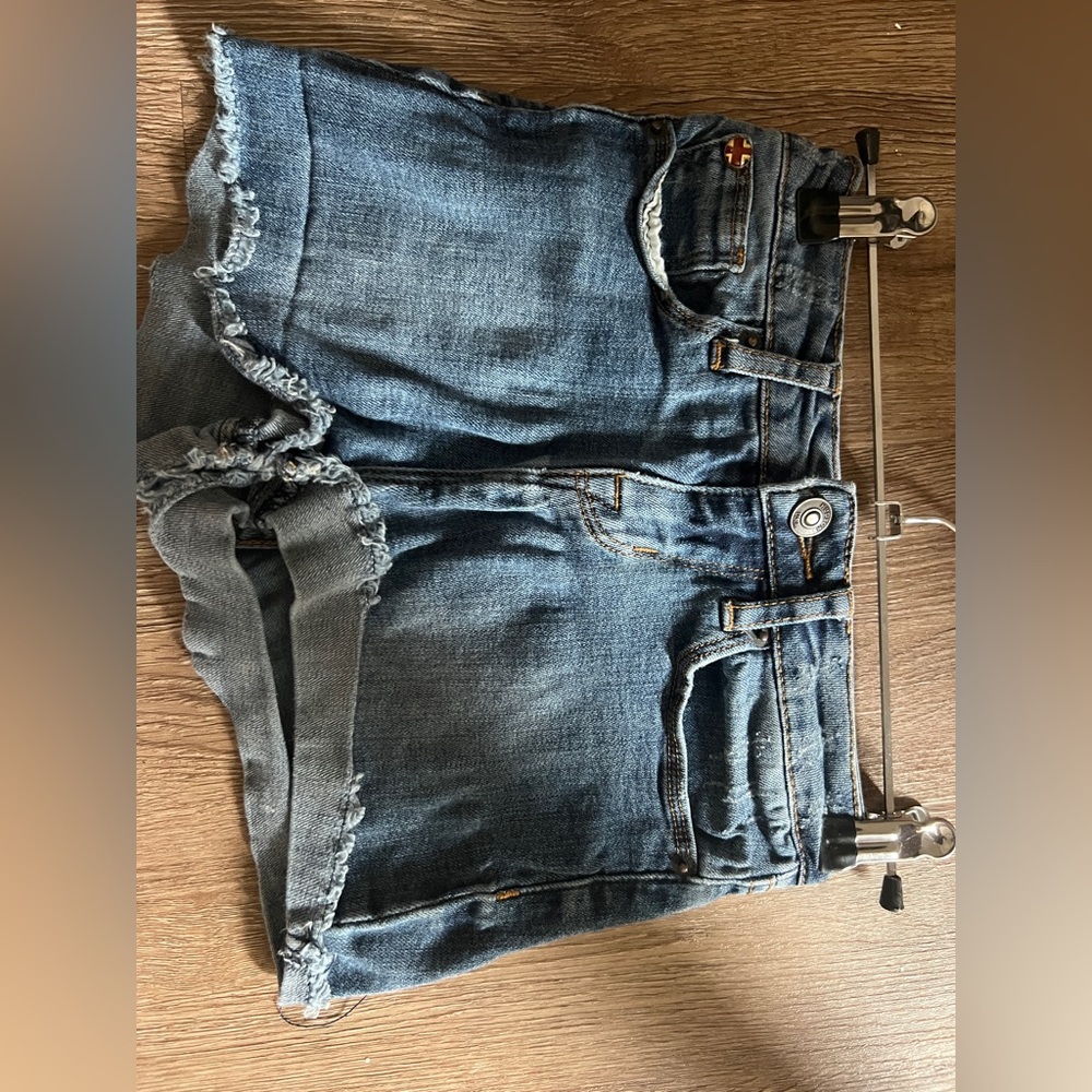 Hudson girls jean shorts size 8